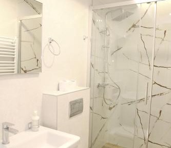 Deluxe Double Room with Bath