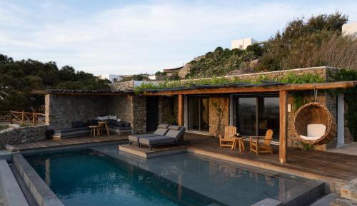 Superior Suite with sharing pool (Fokos)