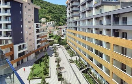 Studio Apartment with Balcony