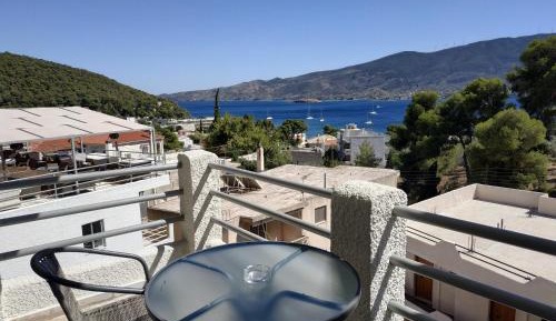 Double or Twin Room with Sea View