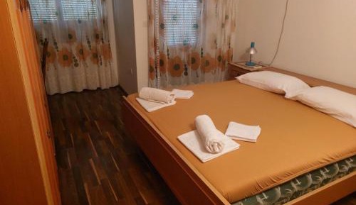 Double Room with Shared Bathroom