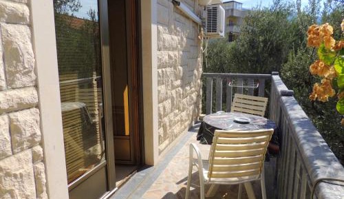 Double or Twin Room with Mountain View