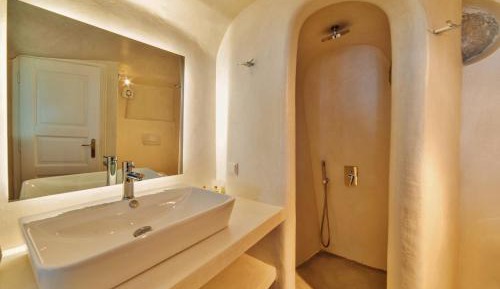 Superior Double Room with Caldera View