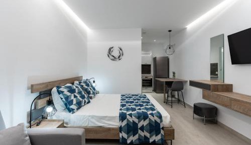 Deluxe Suite with Sea View
