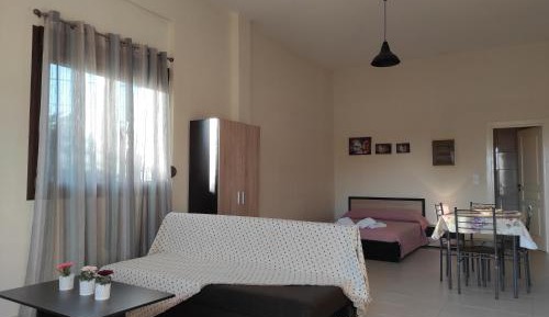 Studio with Sea & street view - Ground floor