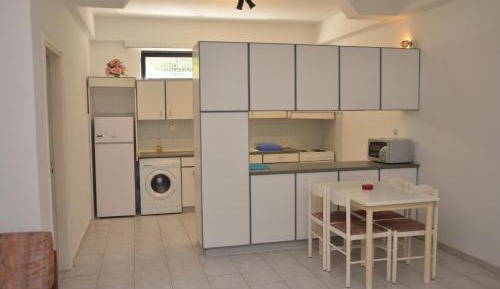 Economy Apartment- Semi Basement