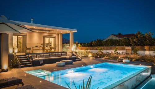 Deluxe Villa