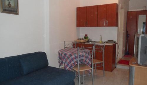 One-Bedroom Apartment with Terrace