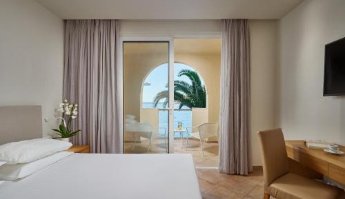 Deluxe Junior Suite with Sea View
