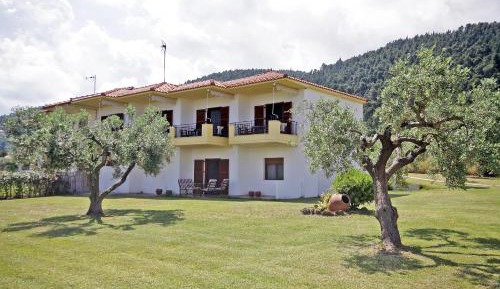 Studio with Balcony
