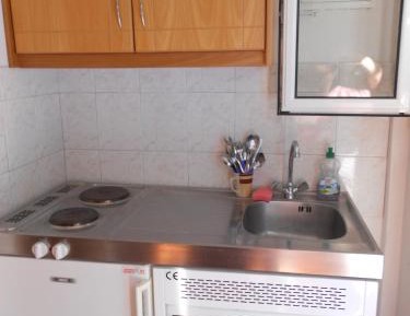 Studio (2 Adults)