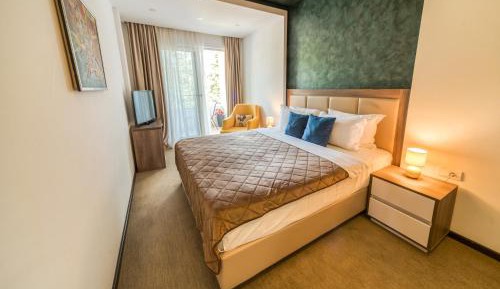 Deluxe Double Room with Balcony