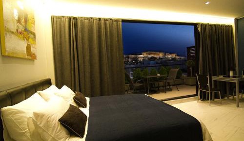 Deluxe Apartment