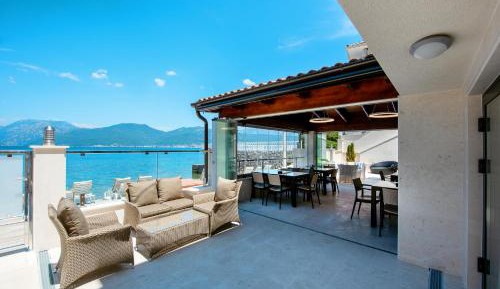 Studio with Sea View