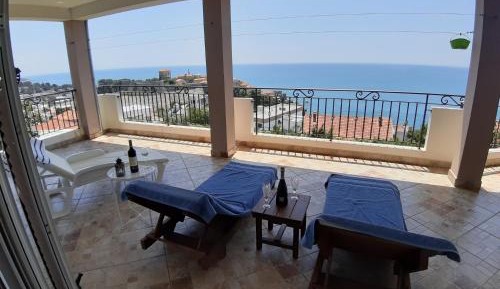 Apartment with Sea View