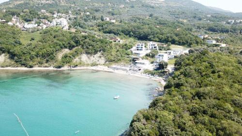 Studio Apartment with Sea View