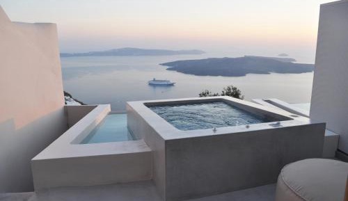 Luxury One Bedroom Villa 