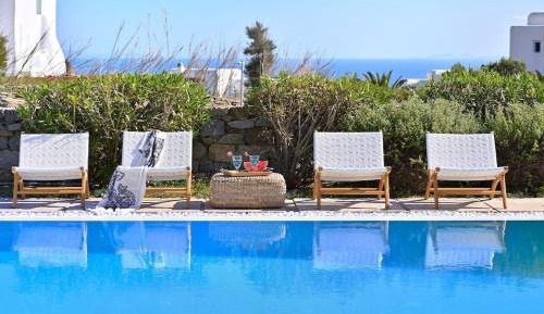 5 Bedroom Villa with Common Pool 