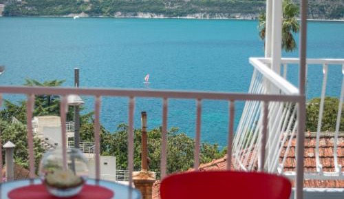 Studio with Terrace and Sea View (4 Adults)