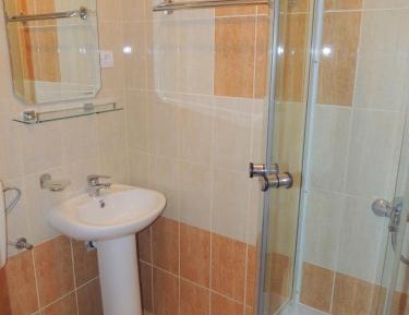 Studio (3 Adults)