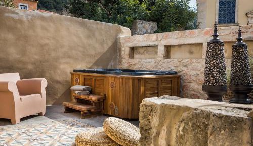 One-Bedroom Villa