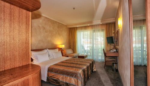 Standard Double Room with Pool View
