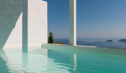 Deluxe Room 2+1 with Mini Pool-Hydromassage 
