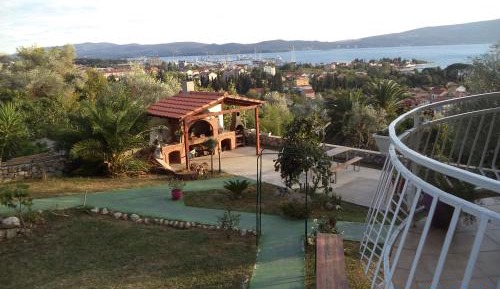 Apartment with Terrace
