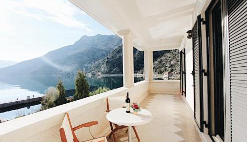 Villa with Sea View