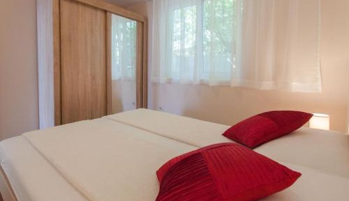 Two-Bedroom Apartment with Balcony and Sea View