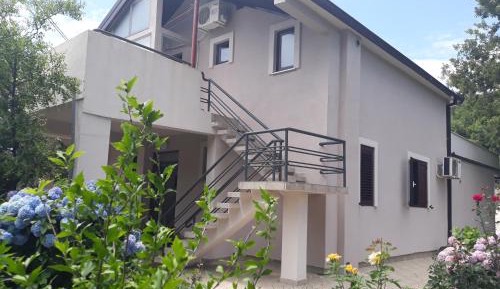Studio with Terrace