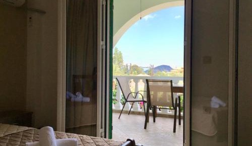 Studio Apartment with Sea View