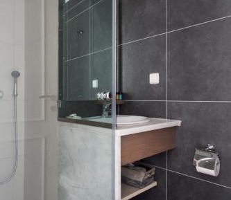 Double or Twin Room with Partial Sea View