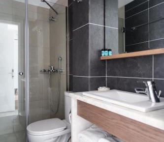 Triple Room with Partial Sea View