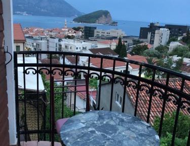 Studio Apartment with Sea View