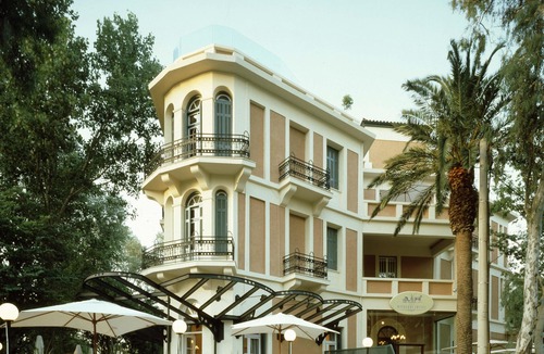 Kifisia Hotel | Kefalari Suites