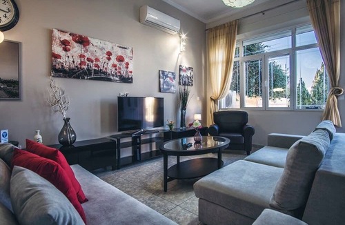 Alepou Hotel | Rarakos Houses