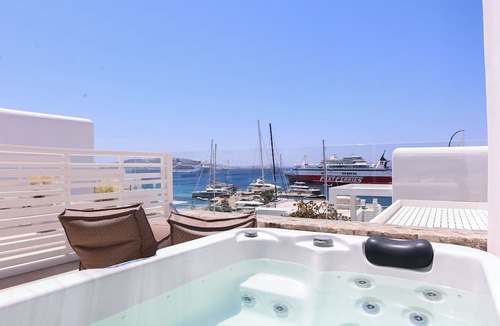 Tourlos House | LIFE SUITES