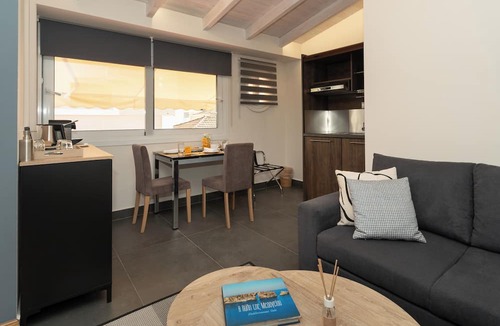 Pylos Hotel | Karalis City Hotel