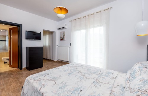 Dikaio Villa | Villa Miniera