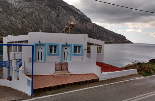 Kalymnos Apartment | Beachfront Apartment - Sleeps 3 & Free Parking