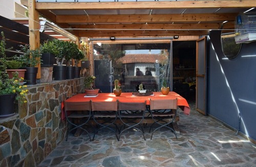 Markopoulo Mesogaias Apartment | MTC-Jasmine's House - Two Bedroom Apartment, Sleeps 6