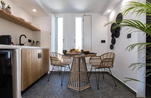 Naxos Town Hotel | Naxian Secret