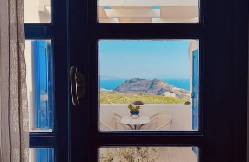 Imerovigli House | Villa Happening