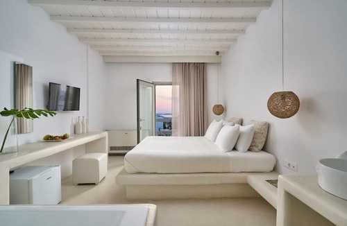 Drafaki Hotel | Paola's Town Boutique Hotel