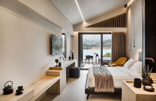 Argostoli Town Hotel | Canale Hotel & Suites