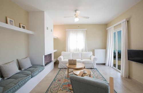 Tsoukaladhes House | boo premium living villas in Lefkada