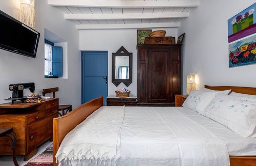 Zia House | The Aegean blue country house Old Milos