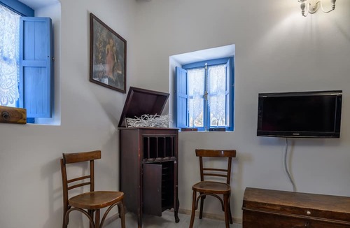 Zia House | The Aegean blue country house Old Milos