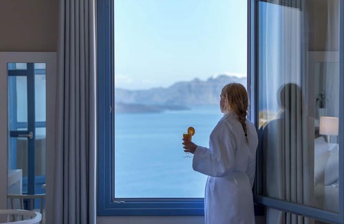 Akrotiri Hotel | Acroterra Rosa Luxury Suites & Spa